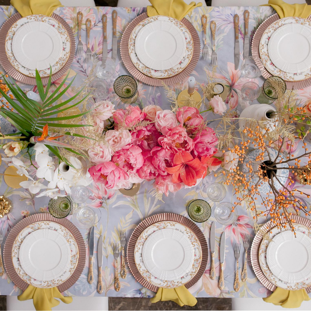 statement table decorations for ​birthday party